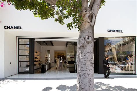 chanel robertson parking|Chanel boutique los angeles.